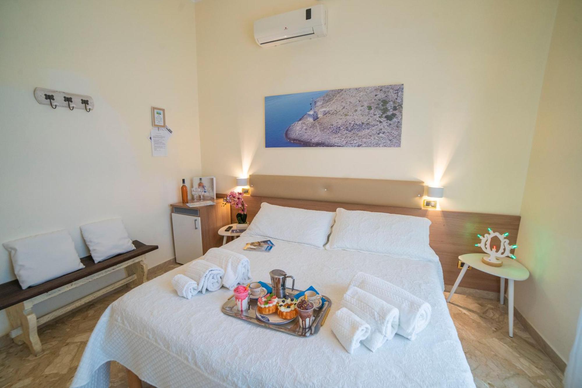 B&B A Due Passi Otranto Luaran gambar